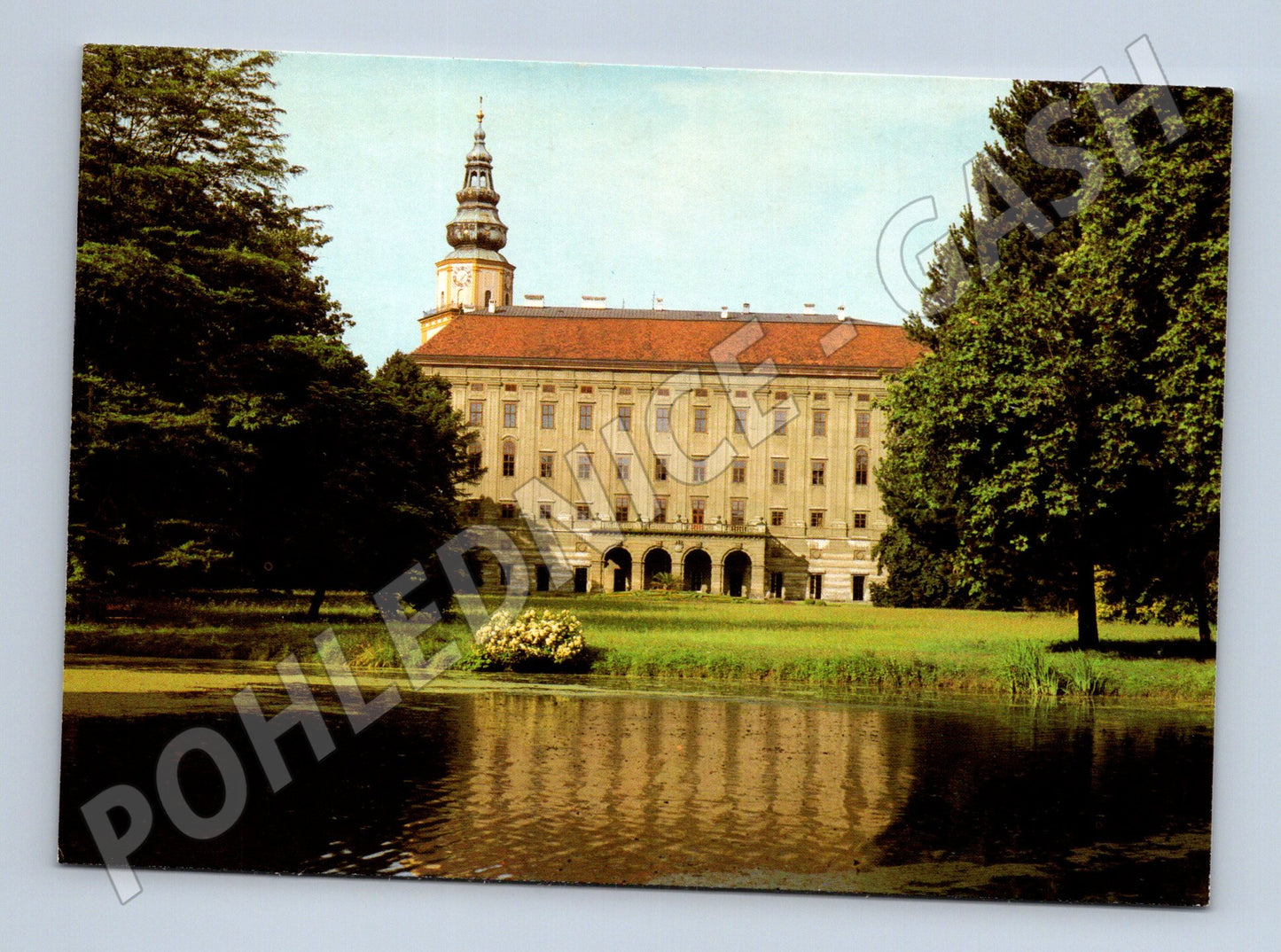 Pohlednice Kroměříž zámek přes Chotkův rybník (M5863)