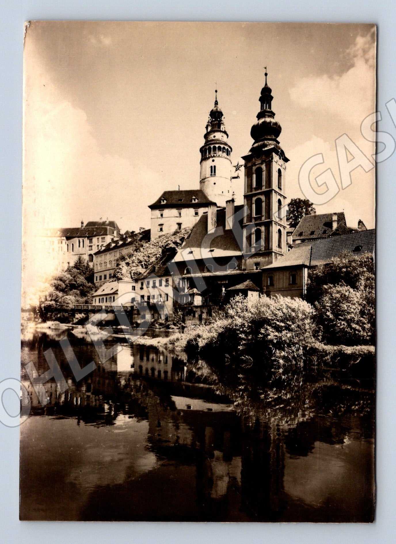 Pohlednice Český Krumlov zámek a sv. Jošt (M5898)