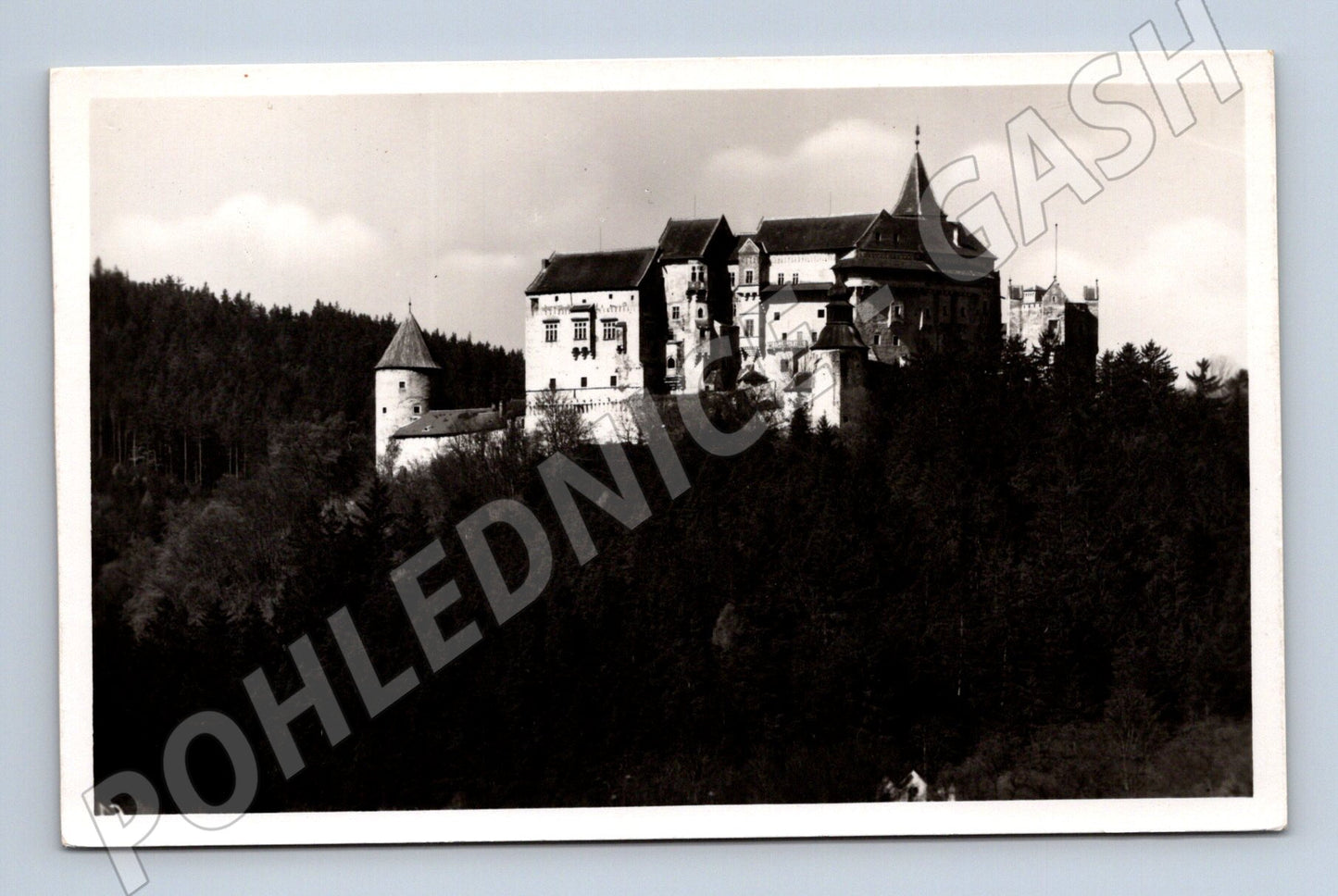 Postcard Pernštejn Castle black and white, unused (M5986)