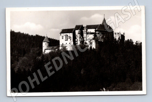 Postcard Pernštejn Castle black and white, unused (M5986)