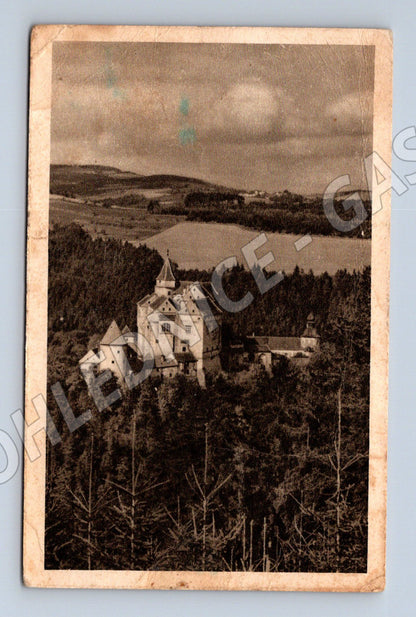Postcard State Castle Pernštejn black and white (M5991)