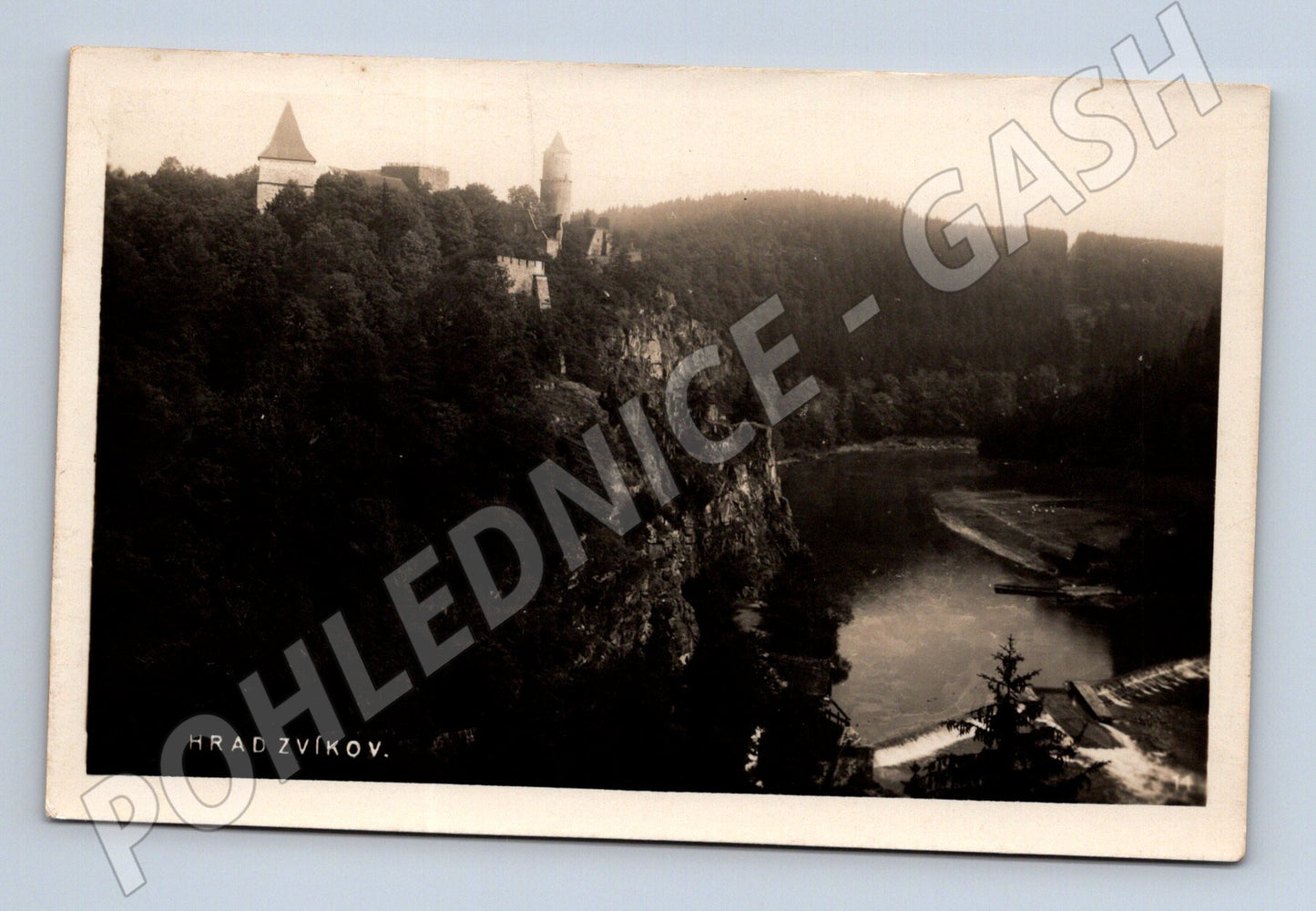 Pohlednice Hrad Zvíkov černobílá nepopsaná (M6117)