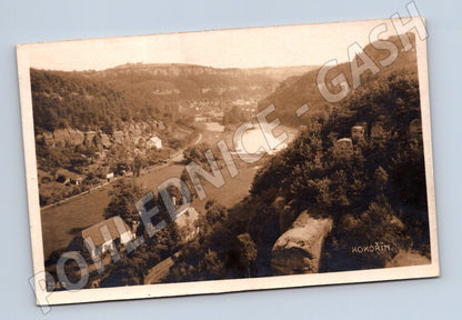 Pohlednice Kokořín krajina a hrad černobílá (M6249)