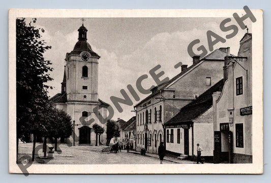 Pohlednice Divišov centrum kostel hostinec U Vlčků (M675)