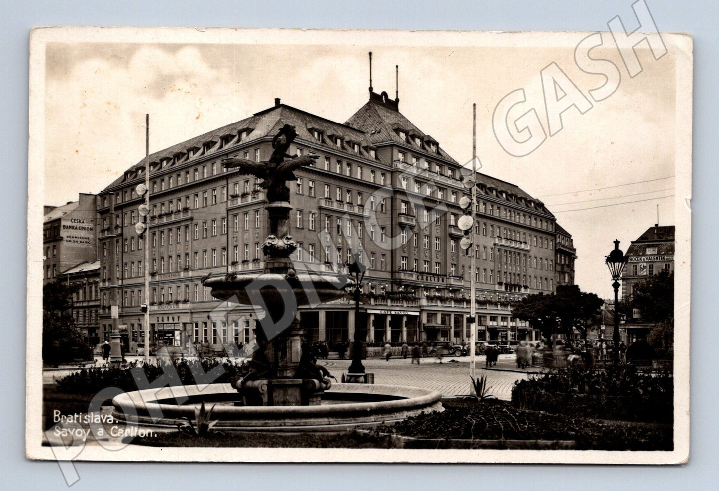 Pohlednice Bratislava Savoy Carlton fontána (M7170)