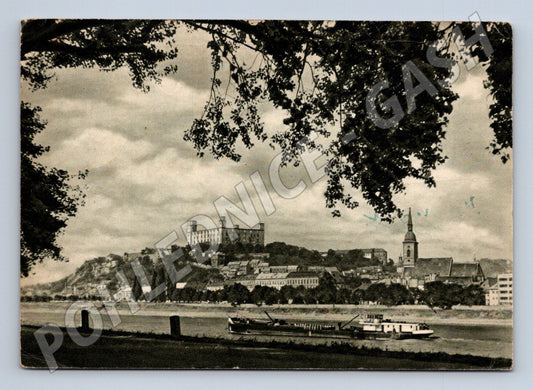 Pohlednice Bratislava hrad a panorama města (M7240)