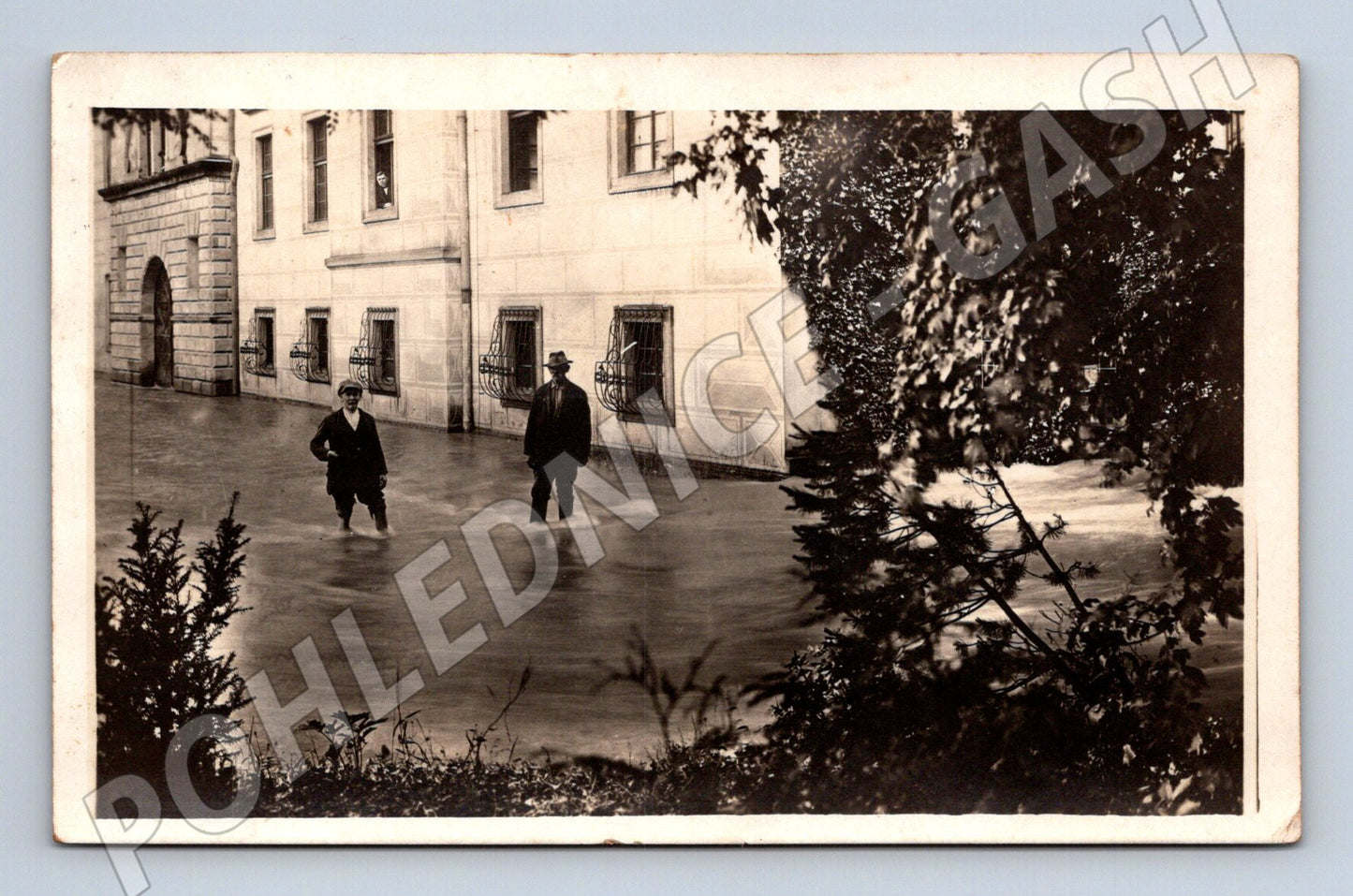 Pohlednice Častolovice povodeň 1926 zámek (M7374)