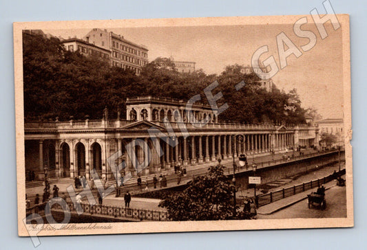 Pohlednice Karlovy Vary Mlýnská kolonáda (M7404)