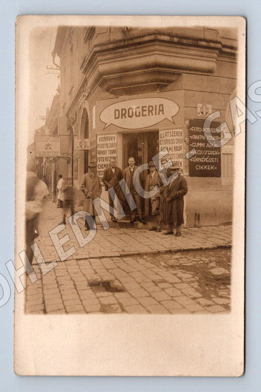 Pohlednice městská ulice Drogerie malý formát (M7417)