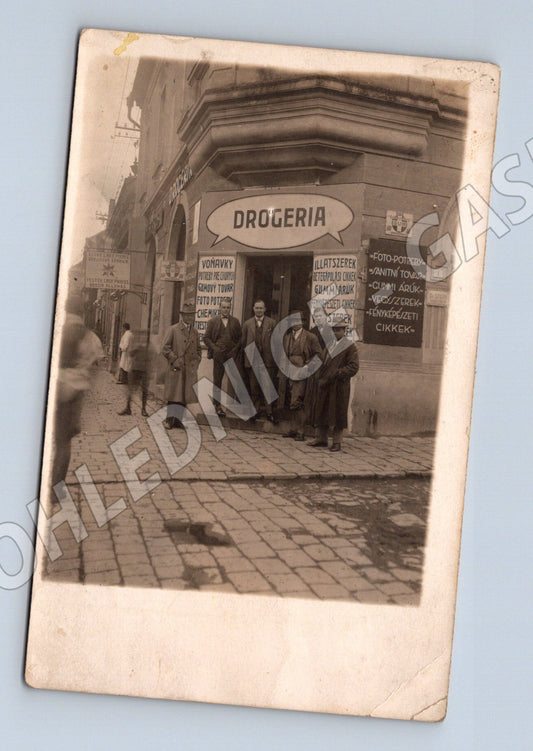 Pohlednice Drogerie městská ulice před 1950 (M7418)