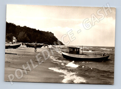 Postcard Bansin boats on the beach GDR (M7511)