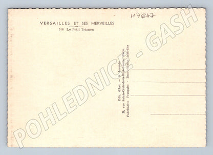Postcard Le Petit Trianon Versailles postcard France (M7647)