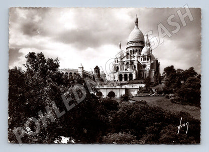 Postcard Paris Sacré Cœur Montmartre b/w postcard (M7694)