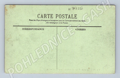 Pohlednice Paříž Square des Vosges socha Ludvíka XIII (M7726)