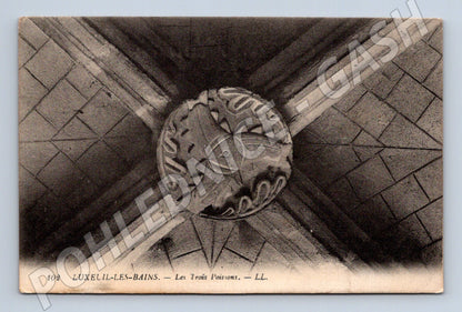 Pohlednice Luxeuil les Bains Trois Poissons stará (M7785)