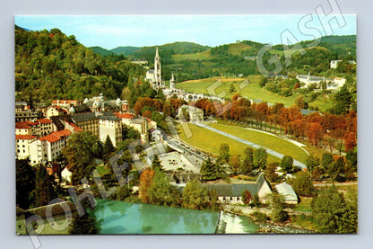 Pohlednice Lourdes Francie celkový pohled nepopsaná (M7808)