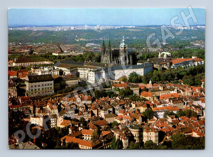 Postcard Prague Castle Hradčany color unused (M7929)