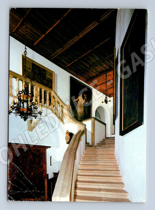 Pohlednice Hrad Bouzov vstupní hala použité 1992 (M8433)