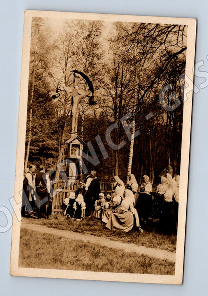 Rožnov Valašské muzeum krojovaní tanečníci (M8514)