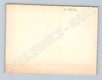 Dítě v zimní krajině etnografická pohlednice (M8542)