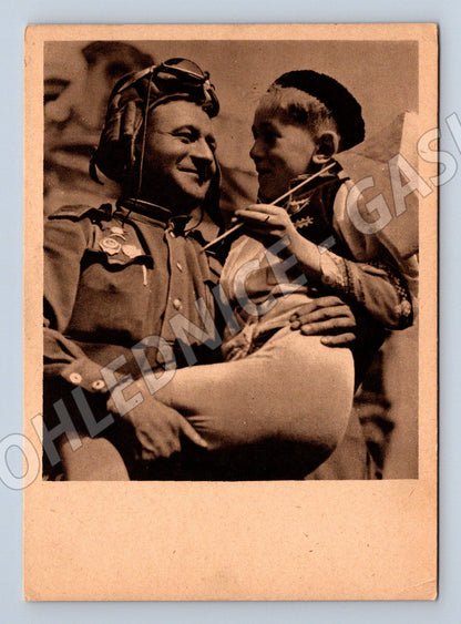Pohlednice Květen 1945 Slovanské bratrství voják dítě (M8651)