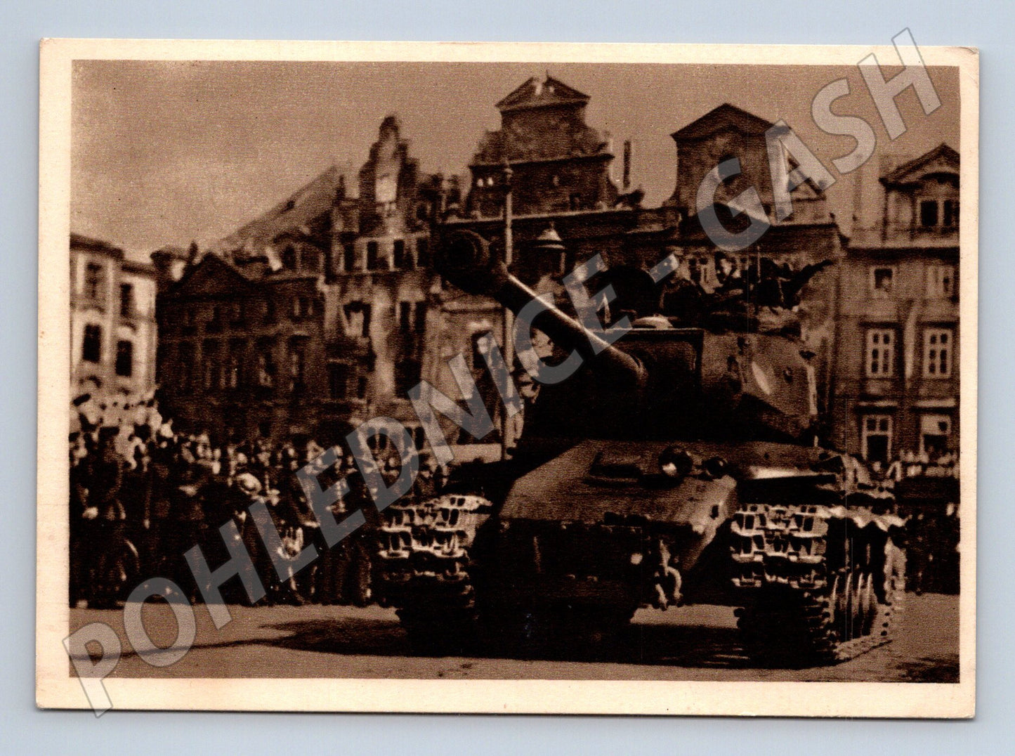 Postcard Tank on Liberation Square 1945 (M8661)