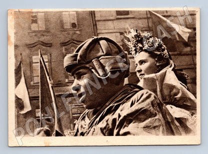 Postcard Two from one tank soldier girl USSR (M8703)