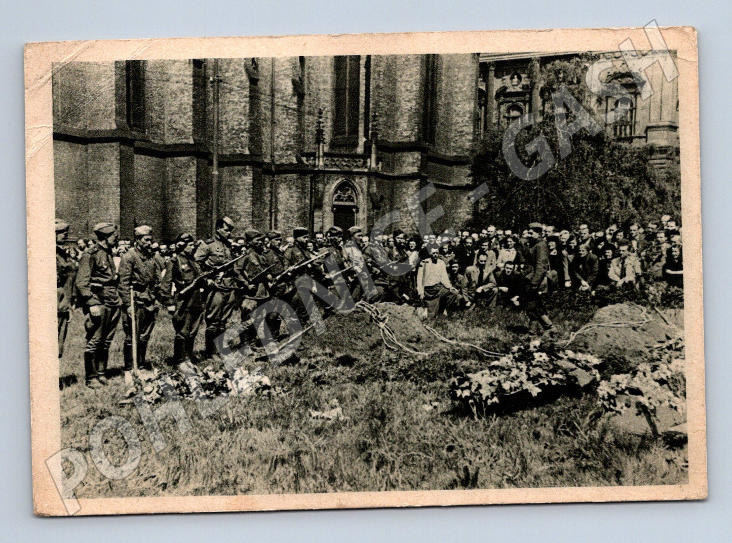 Pohlednice Pohřeb ruských vojáků sv. Ludmila (M8721)