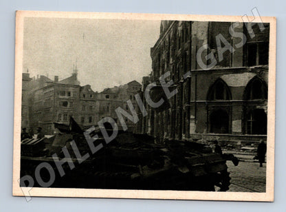 Pohlednice Zničený německý tank Staroměstské (M8736)
