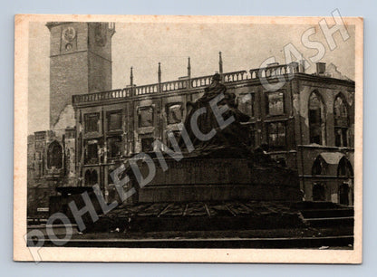 Postcard Old Town Hall after the battle Prague (M8743)