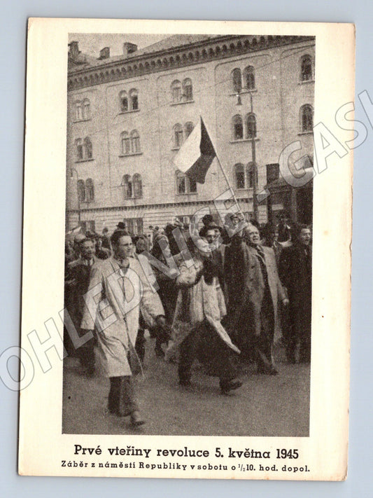 Pohlednice Pražské povstání Náměstí Republiky (M8796)