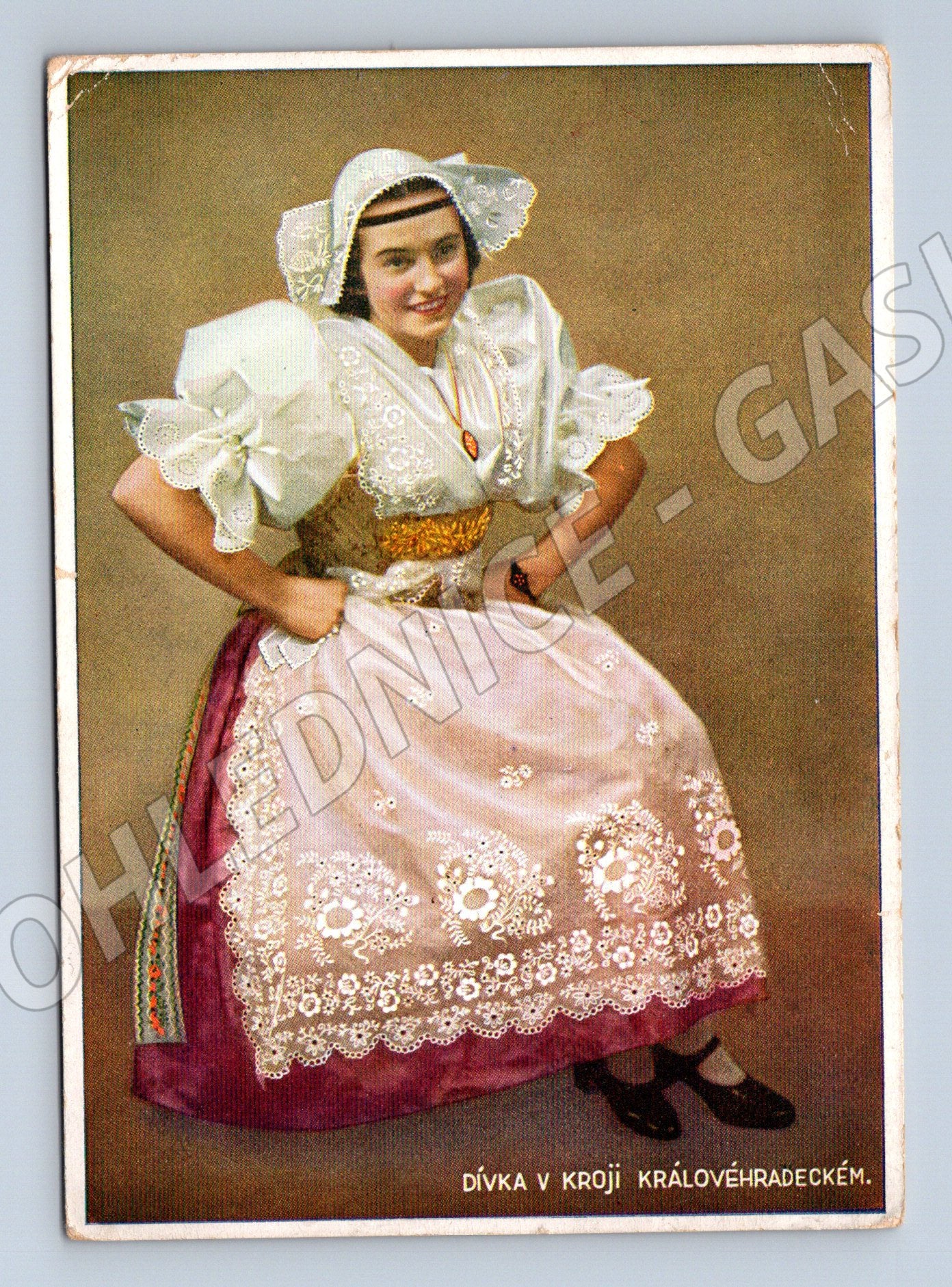 Postcard girl in Hradec Králové costume 1944 (M8822)