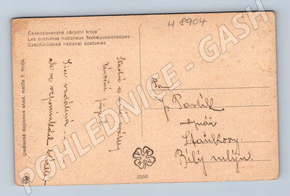 Postcard Czechoslovak national costumes ethnography (M8904)