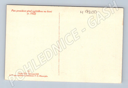 Pohlednice T G Masaryk před vyjížďkou na koni 1922 (M9200)