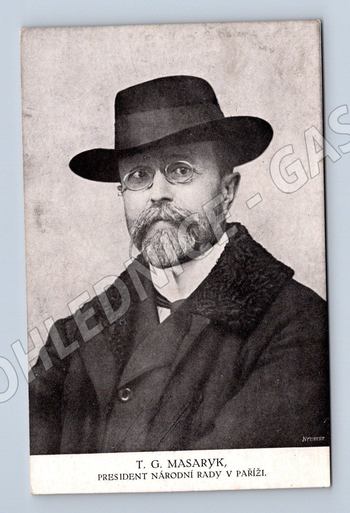 Postcard TG Masaryk President in Paris (M9208)