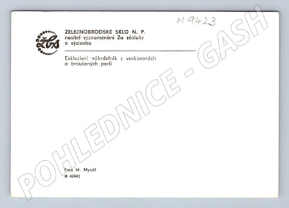 Pohlednice žena s náhrdelníkem Železný Brod (M9423)