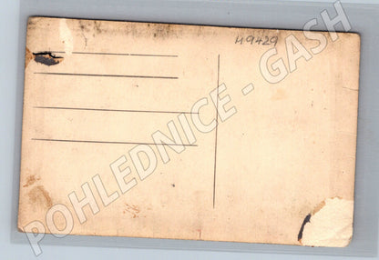 Postcard employees in barber coats (M9429)