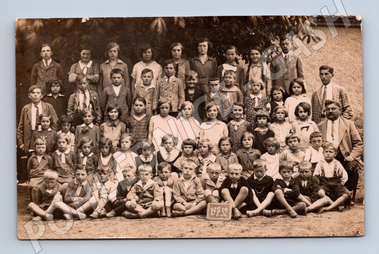 Postcard school class 1932 Czechoslovakia (M9447)