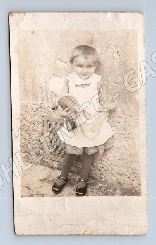 Pohlednice dítě s panenkou počátek 20 století (M9467)