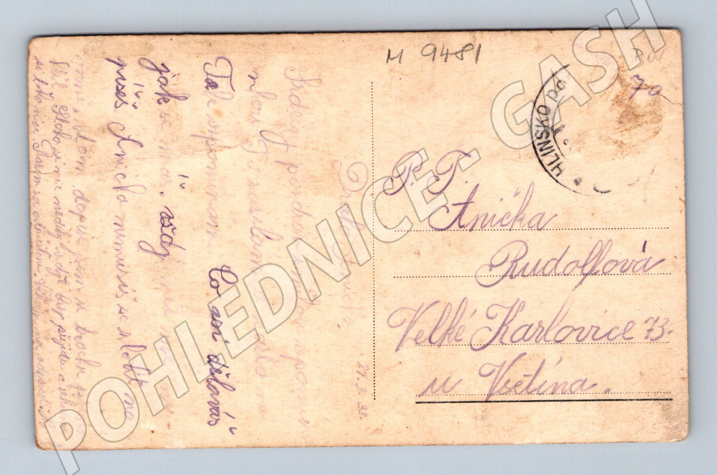 Postcard romantic couple Czechoslovakia small format (M9481)