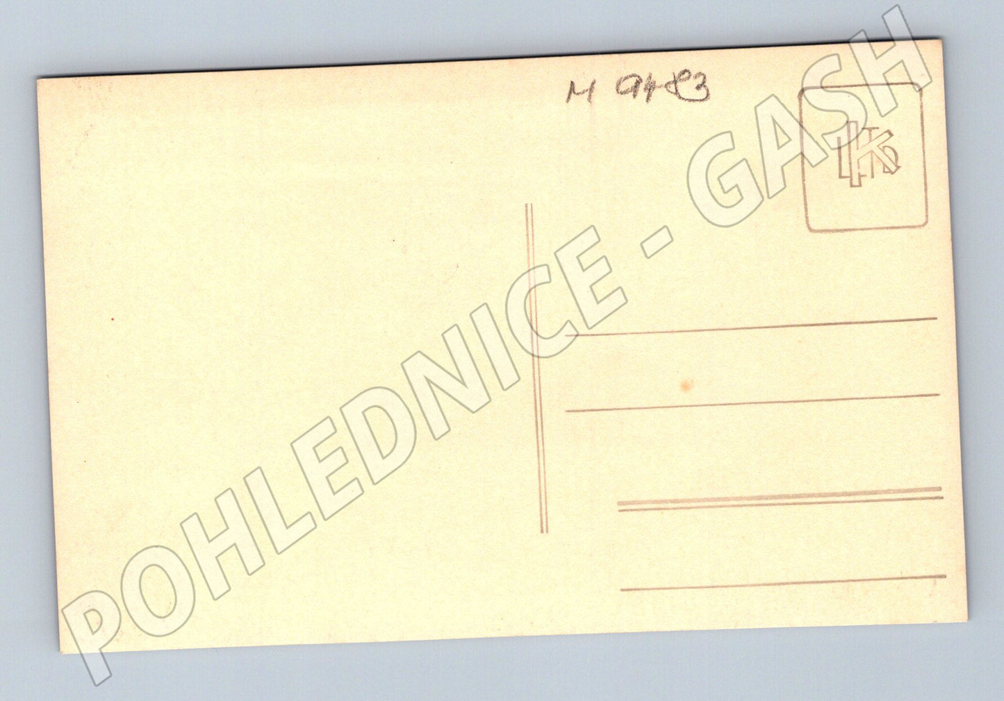 Postcard family studio portrait (M9483)