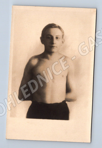 Postcard LEONAR artistic portrait of a woman (M9485)