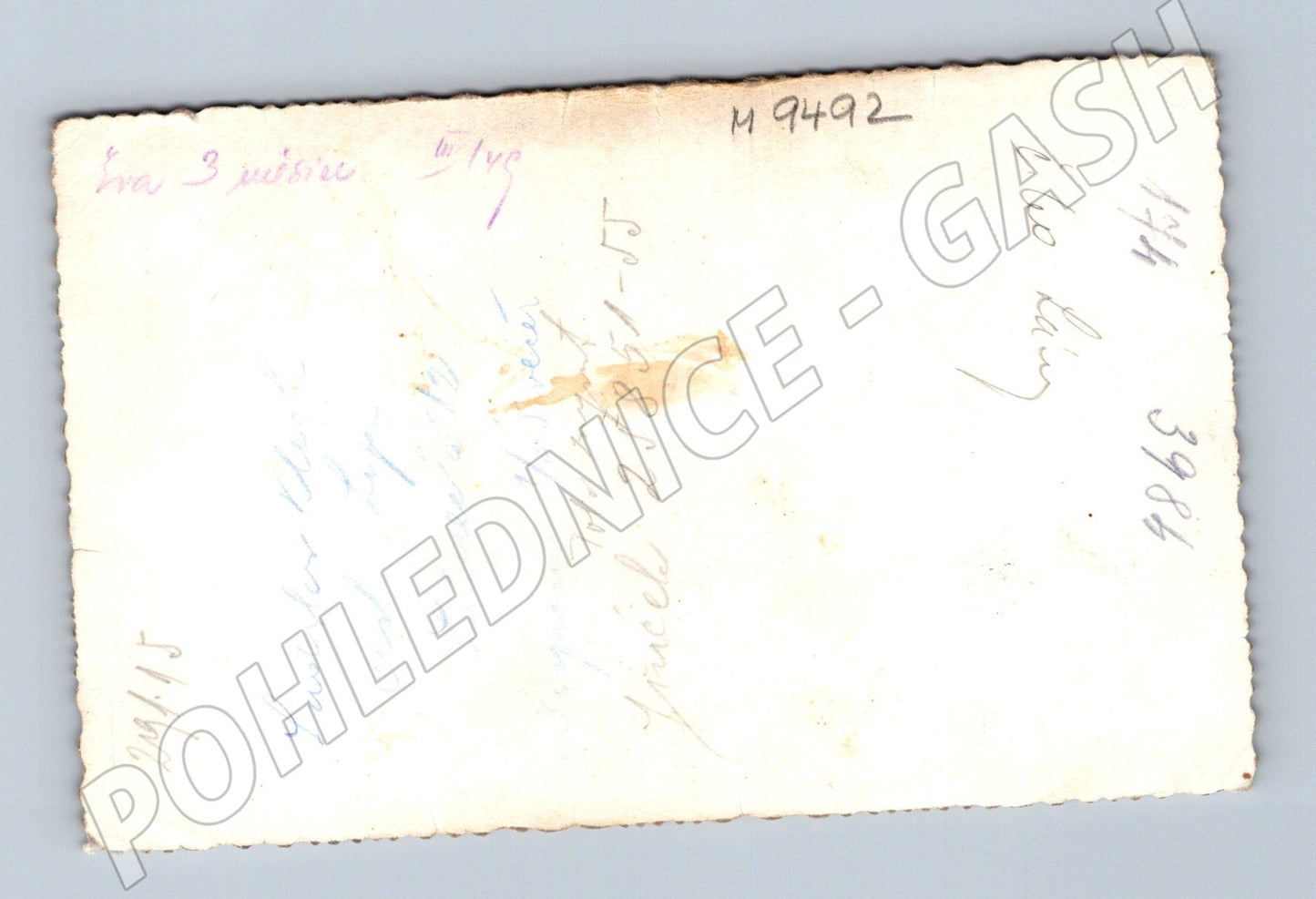 Postcard child in a stroller early 20th century (M9492)