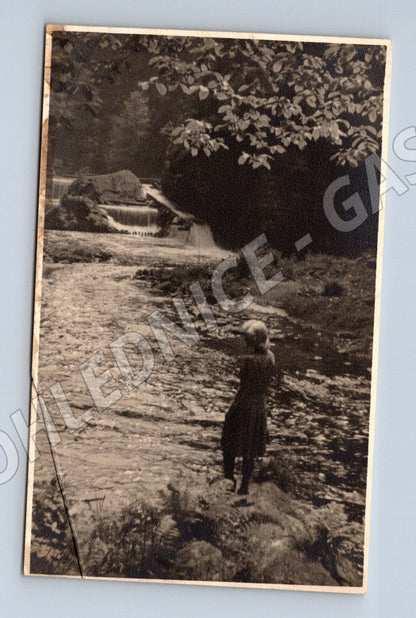 Postcard rural landscape person by the water (M9503)
