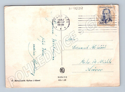 Postcard bouquet with roses Bartošíková 1951 (M9629)