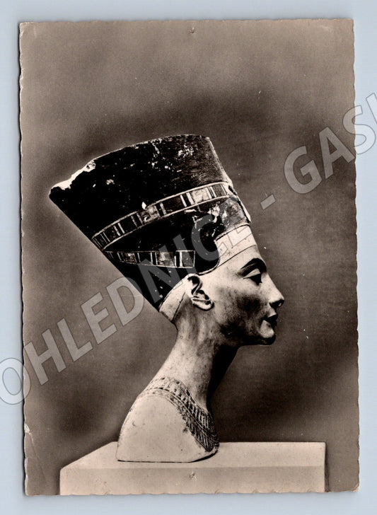 Postcard bust of Nefertiti Berlin (M9651)