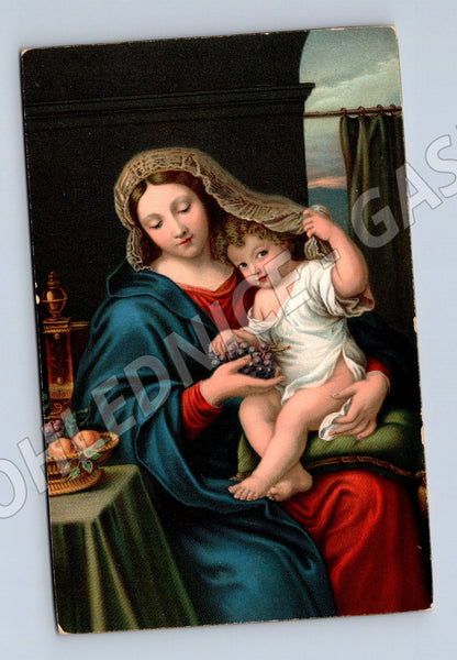 Postcard Madonna with Mignard grapes (M9702)