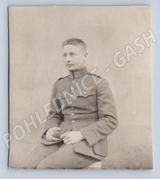 Pohlednice portrét muže v uniformě ČB (P1056)