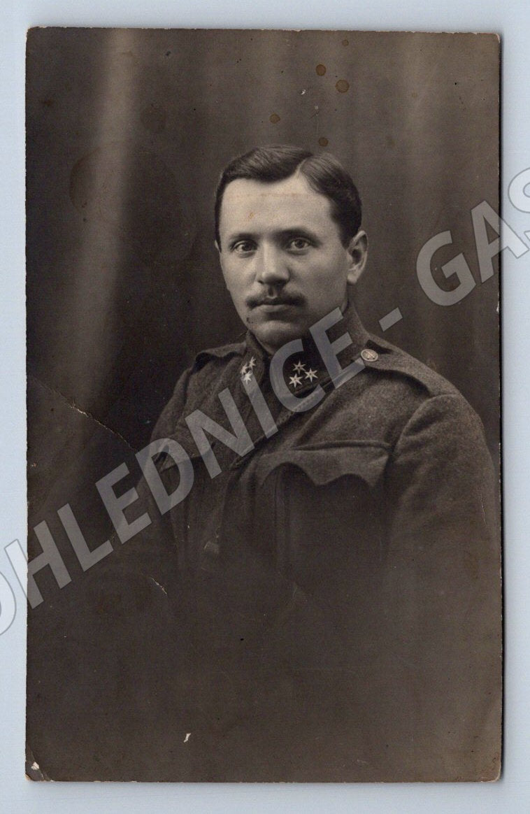 Pohlednice portrét muže v uniformě ČB (P1101)