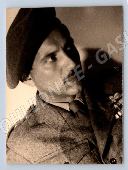 Pohlednice muž v uniformě s baretem historický portrét (P1155)